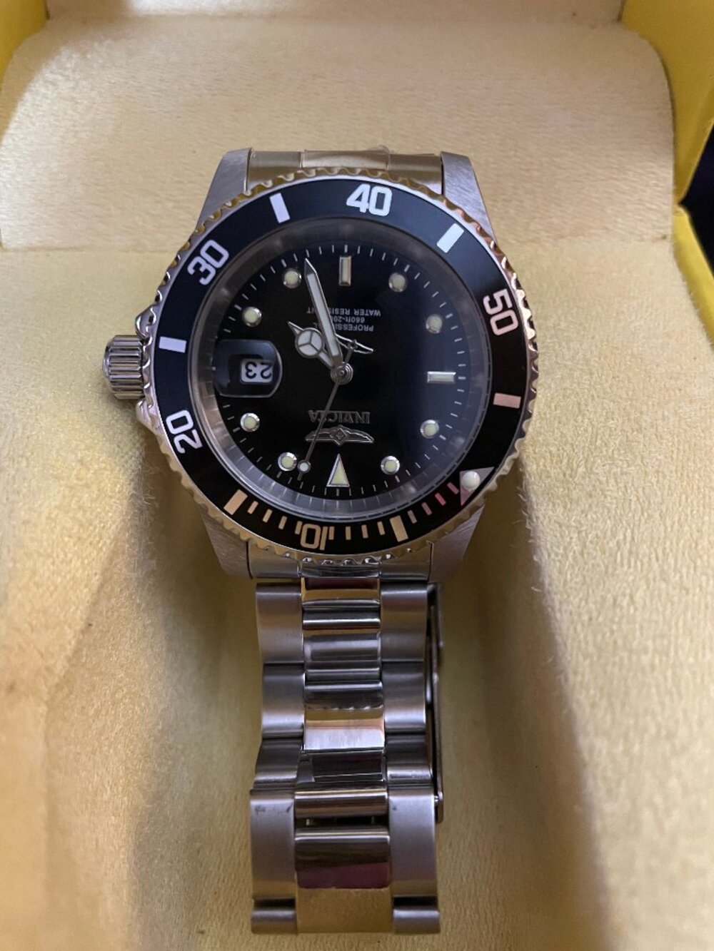 INVICTA 26970 Pro Diver WristWatch Silver Quartz Water Resistant 200m - Picture 2 of 6